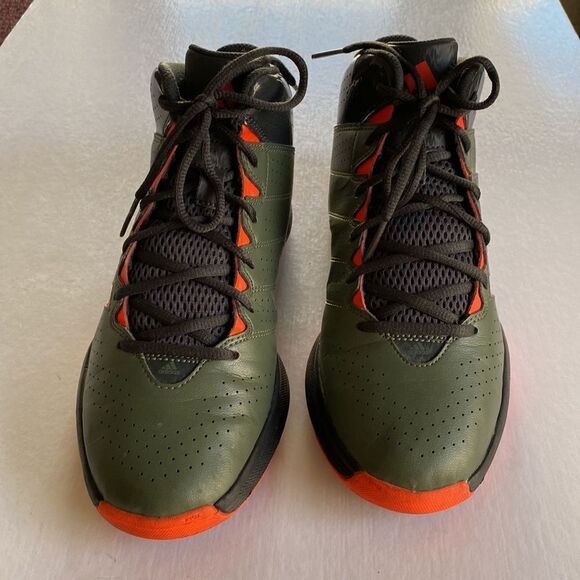 ADIDAS Men’s Cross ‘Em 3 Basketball Shoes Size 8.5 main image 4